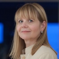 Dr Maria Hoffacker